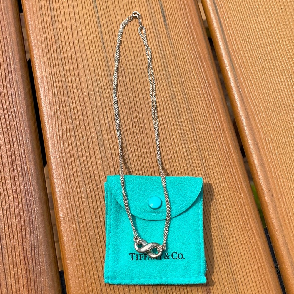 Tiffany’s infinity necklace